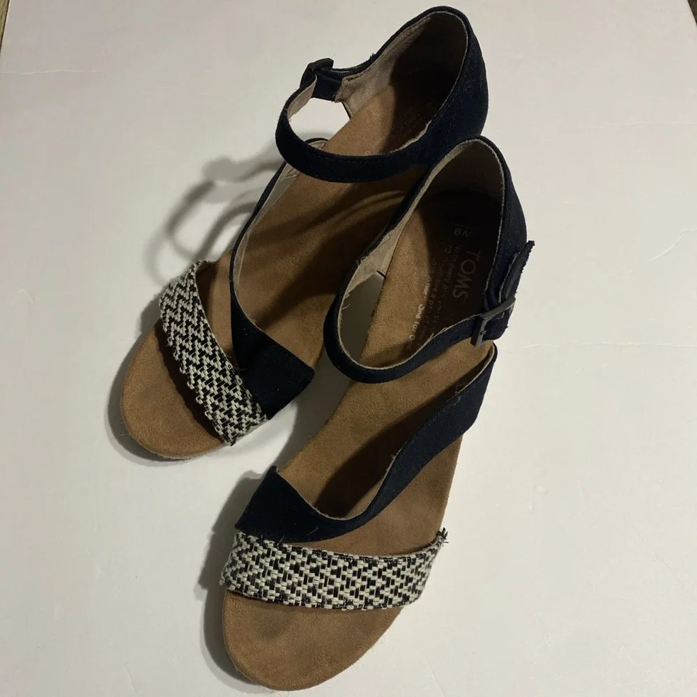 Toms‎ Clarissa Espadrille Women's Size 9 Black White Woven Rope Wedge Sandals
